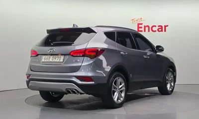 Hyundai Santafe 2016, 161892 км, за 5185.77 USD