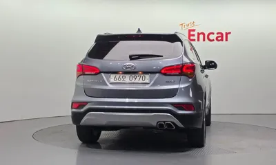 Hyundai Santafe 2016, 161892 км, за 5185.77 USD
