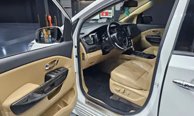 Kia Canival 2019, 135524 км, за 12694.03 USD - фото 11