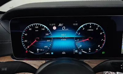Mercedes-Benz E-Class 2022, 47506 км, за 26125.77 USD - фото 8