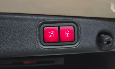 Mercedes-Benz E-Class 2017, 78829 км, за 17001.44 USD - фото 17