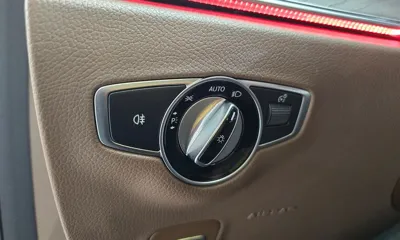 Mercedes-Benz E-Class 2017, 78829 км, за 17001.44 USD - фото 20