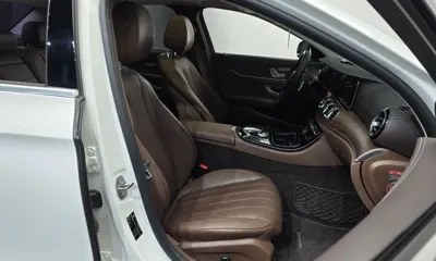 Mercedes-Benz E-Class 2017, 78829 км, за 17001.44 USD - фото 26