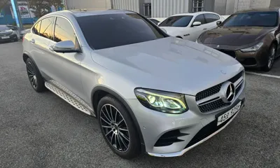 Mercedes-Benz GLC-Class 2017, 40000 км, за 23028.9 USD