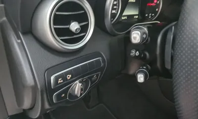 Mercedes-Benz GLC-Class 2017, 40000 км, за 23012.41 USD - фото 18