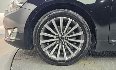 Kia K7 2013, 130687 км, за 4269.57 USD