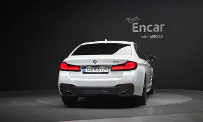 BMW 5-Series 2023, 27124 км, за 28424.13 USD