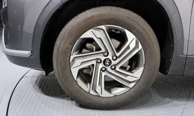 Hyundai Santafe 2022, 25988 км, за 18054.76 USD