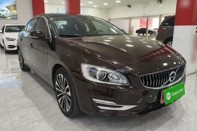 Volvo S60 2019, 114300 км, за 10970 USD