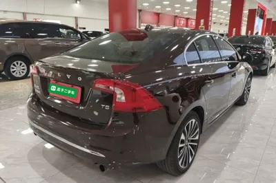 Volvo S60 2019, 114300 км, за 10970 USD - фото 6