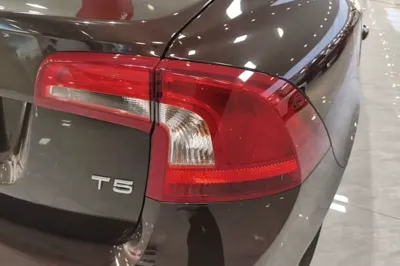 Volvo S60 2019, 114300 км, за 10970 USD - фото 9