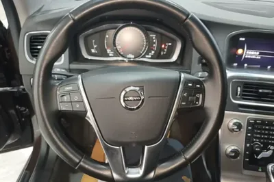 Volvo S60 2019, 114300 км, за 10970 USD - фото 13
