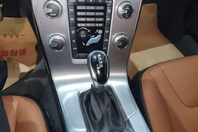 Volvo S60 2019, 114300 км, за 10970 USD - фото 16