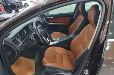 Volvo S60 2019, 114300 км, за 10970 USD - фото 17