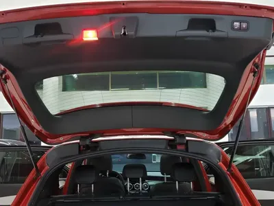 Mercedes-Benz GLC 2017, 220000 км, за 12070.34 USD - фото 7