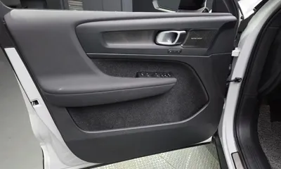 Volvo XC40 2024, 15137 км, за 32232.85 USD - фото 24