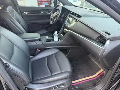 Cadillac XT5 2020, 60000 км, за 17215.68 USD
