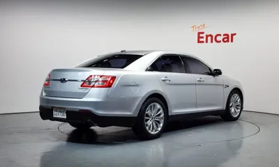 Ford Taurus 2014, 72074 км, за 3957.71 USD