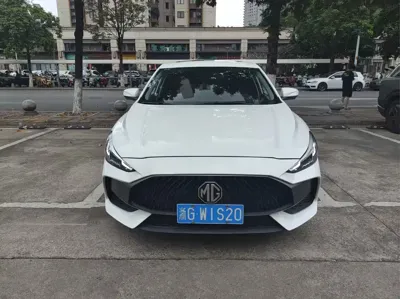 MG MG5 2023, 40000 км, за 5428.88 USD