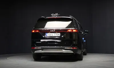 Kia Canival 2023, 69558 км, за 17443.01 USD