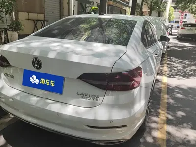 Volkswagen Lavida 2021, 46600 км, за 9829.12 USD