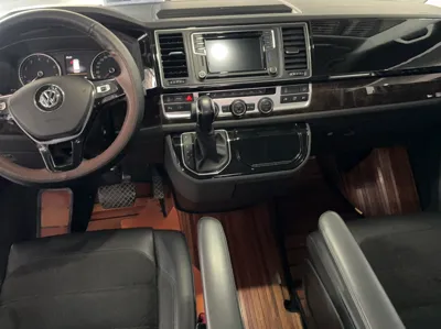 Volkswagen Multivan 2019, 134100 км, за 38187 USD - фото 22