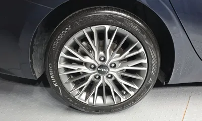 Kia K3 2022, 49797 км, за 13674.54 USD