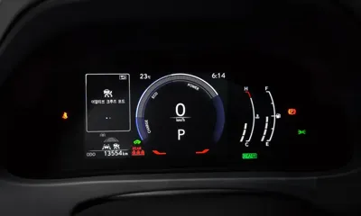 Lexus UX 2025, 13554 км, за 29415.67 USD - фото 8