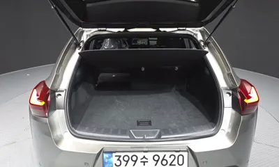 Lexus UX 2025, 13554 км, за 29415.67 USD - фото 20