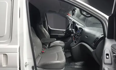 Hyundai Starex 2019, 133756 км, за 7491.86 USD - фото 11