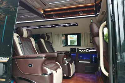 Ford Transit Custom 2020, 80000 км, за 40158 USD - фото 17
