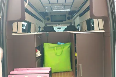 Ford Transit Custom 2020, 80000 км, за 40158 USD - фото 19