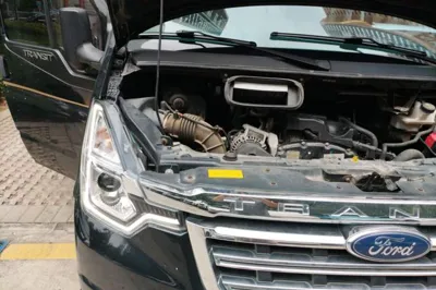 Ford Transit Custom 2020, 80000 км, за 40158 USD - фото 23