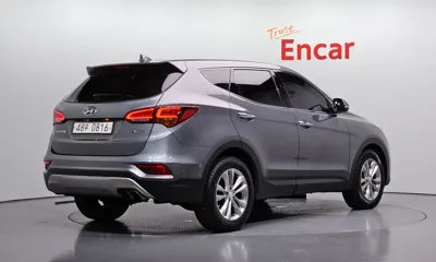 Hyundai Santafe 2016, 215526 км, за 4853.43 USD
