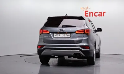Hyundai Santafe 2016, 215526 км, за 4853.43 USD