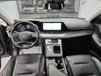 Hyundai Grandeur 2020, 65517 км, за 14375.74 USD - фото 7