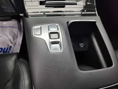 Hyundai Grandeur 2020, 65517 км, за 14375.74 USD - фото 8