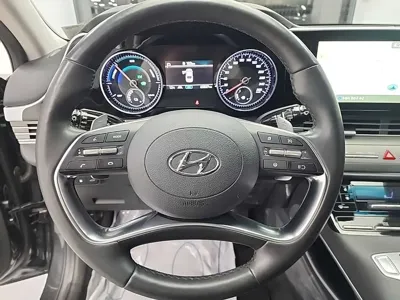 Hyundai Grandeur 2020, 65517 км, за 14375.74 USD - фото 9