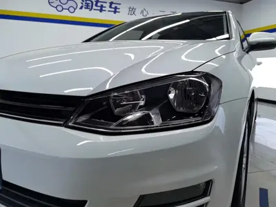 Volkswagen Golf 2015, 96700 км, за 5105.85 USD