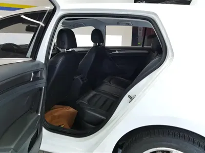 Volkswagen Golf 2015, 96700 км, за 5105.85 USD - фото 11