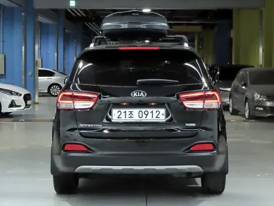 Kia Sorento 2016, 94445 км, за 7150.75 USD