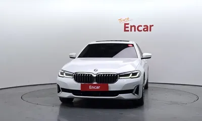 BMW 5-Series 2021, 38759 км, за 23387.63 USD