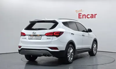 Hyundai Santafe 2016, 175236 км, за 6078.62 USD
