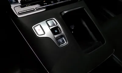 Hyundai Grandeur 2020, 94829 км, за 12344.79 USD - фото 9