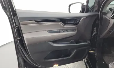 Honda Odyssey 2023, 12899 км, за 28521.18 USD - фото 25