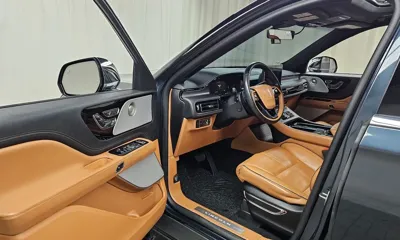 Lincoln Aviator 2020, 91088 км, за 23581.18 USD - фото 10