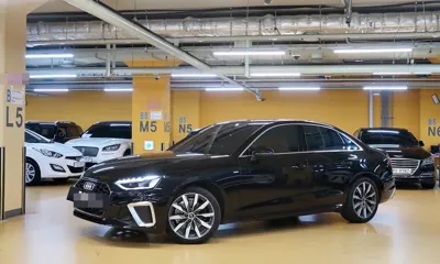 Audi A4 2023, 33716 км, за 20349.22 USD