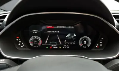 Audi Q3 2023, 25225 км, за 23841.04 USD - фото 8