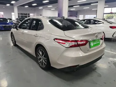 Toyota Camry 2022, 87300 км, за 14687.33 USD