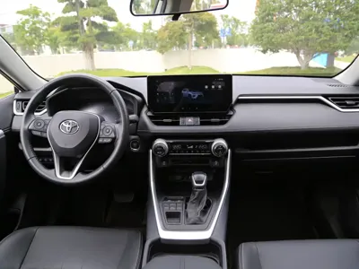 Toyota Wildlander 2023, 3000 км, за 18613.53 USD